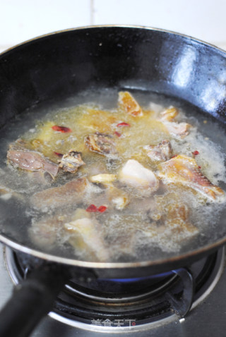 Salted Chicken Daylily Casserole recipe