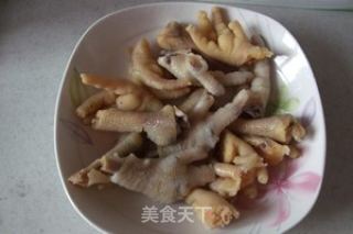 Bamboo Boiled Chicken Feet recipe