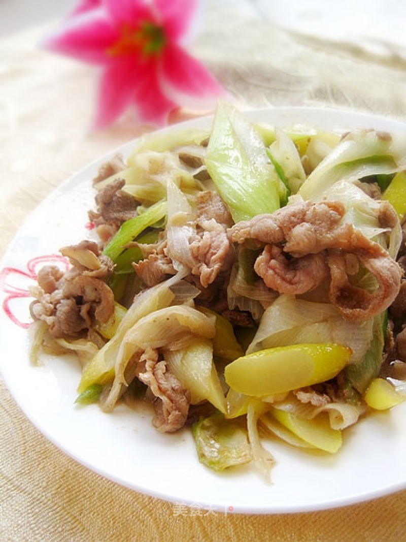 Stir-fried Lamb with Scallions recipe