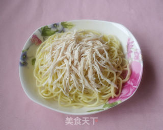 Sichuan Traditional Snacks~chicken Noodles recipe