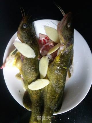 Steamed Yellow Bone Fish recipe