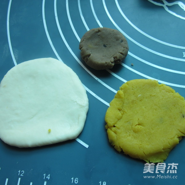 Bean Paste Mooncake recipe