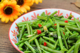 Spicy Braised Convolvulus Stem recipe