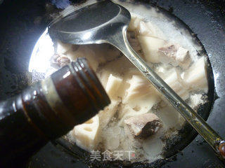 Pork Ribs Roasted Lotus Root recipe