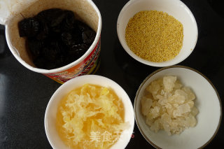 Prune, Millet and Tremella Congee recipe