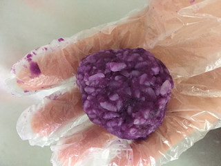 Color Three Vegetable Rice Ball recipe