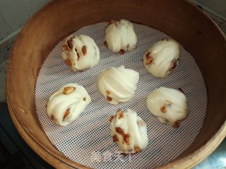Old Noodle Rolls with Red Dates recipe
