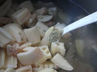 Stewed Beef Cartilage with Lotus Root recipe