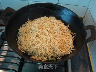 Lentil Braised Noodles recipe