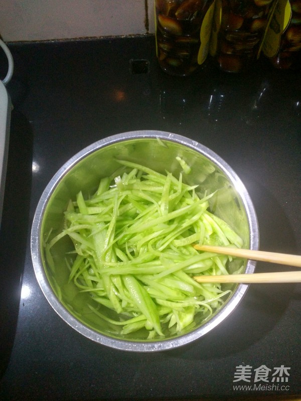 Spicy Cucumber Shredded recipe