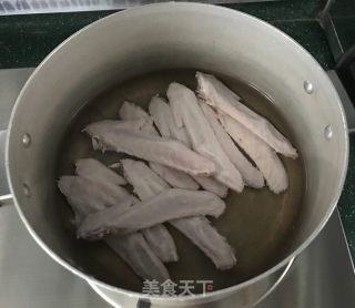 Yam, Fungus, Duck Wing Soup recipe