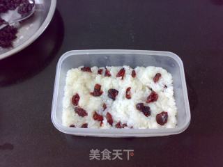 Purple Rice and Preserved Fruit Two-color Rice recipe