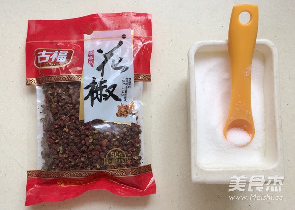Homemade Salt and Pepper Powder recipe