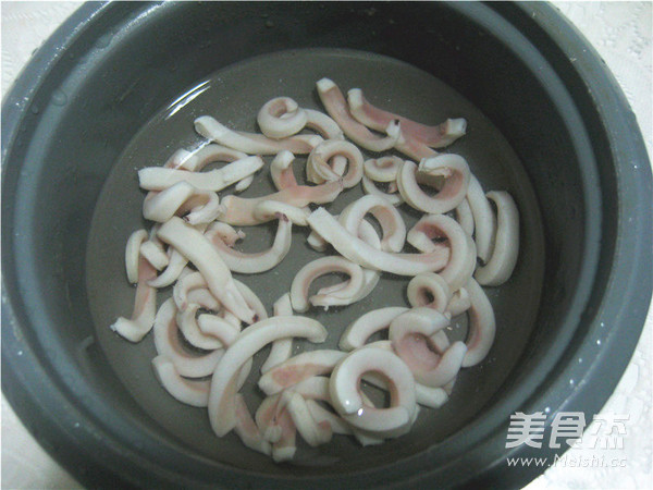 Fried Squid with Chives recipe