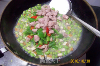 [seasonal Dishes with Wine]-stir-fried Diced Pork with Dried Soybeans recipe