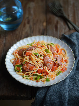 Pasta with Beef Sausage and Tomato Sauce recipe