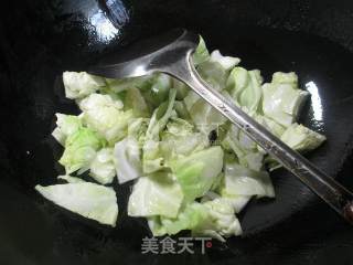 Stir-fried Sea Prawns with Cabbage recipe