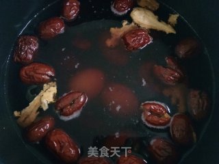 Angelica Black Glutinous Rice, Red Dates, Egg Syrup recipe