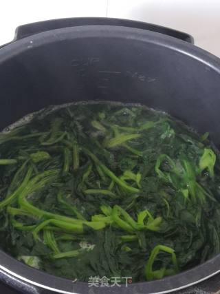 Spinach with Sesame Sauce recipe