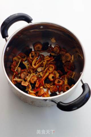 Tangerine Peel and Sour Plum Soup recipe