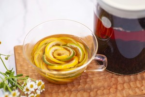 Rose Nectar Slowly Blooming in The Cup recipe