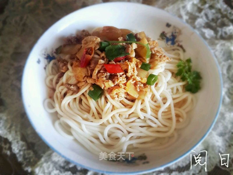 Noodles with Egg and Pork Sauce recipe