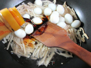 Braised Quail Eggs with Bamboo Shoots recipe