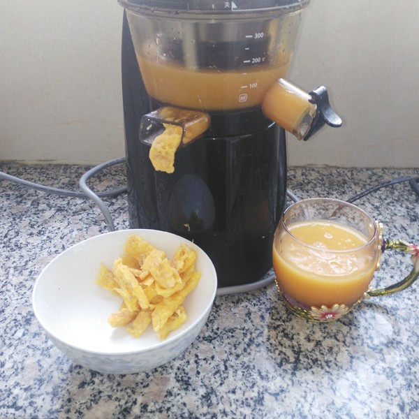 Supplement Vitamin C to Prevent Allergies and A Cup of Freshly Squeezed Juice recipe