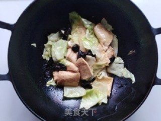 Braised Tofu with Cabbage recipe