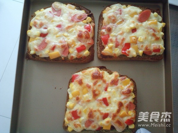 Ham and Pepper Toast Pizza recipe