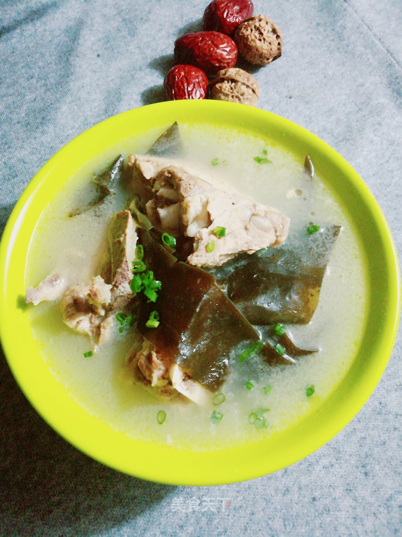 Kelp Bone Soup recipe