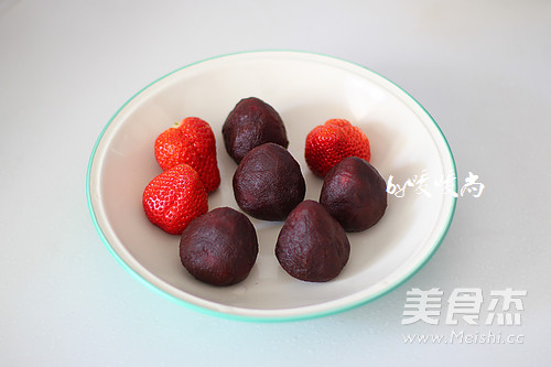 Strawberry Daifuku recipe