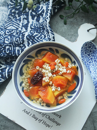 Sweet Soup with Papaya, Barley, Red Dates recipe