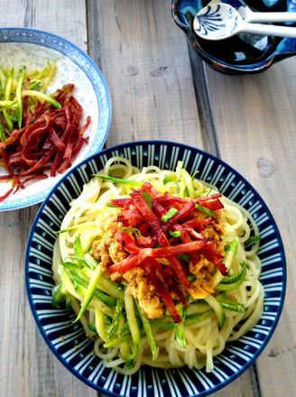 Noodles with Bacon, Zucchini and Egg Sauce recipe