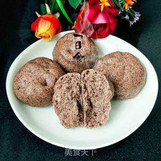 Black Fragrant Rice Noodle Mantou recipe