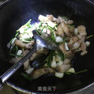 Stir-fried Old Leek recipe