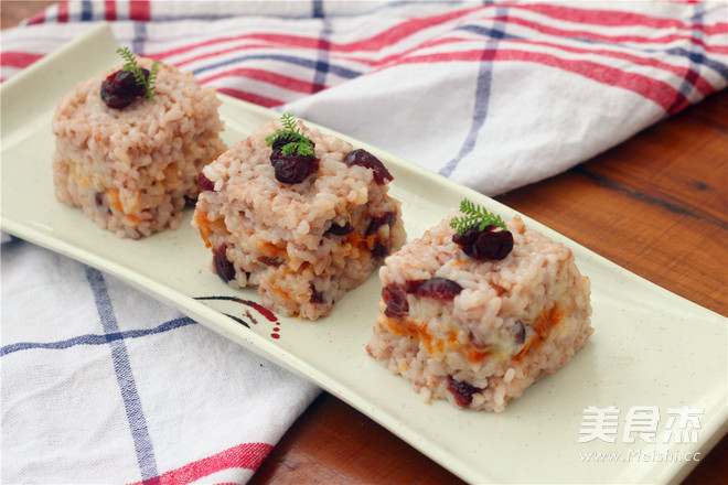 Cranberry Red Rice Ball recipe