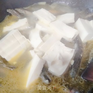 Loach Stewed Tofu recipe