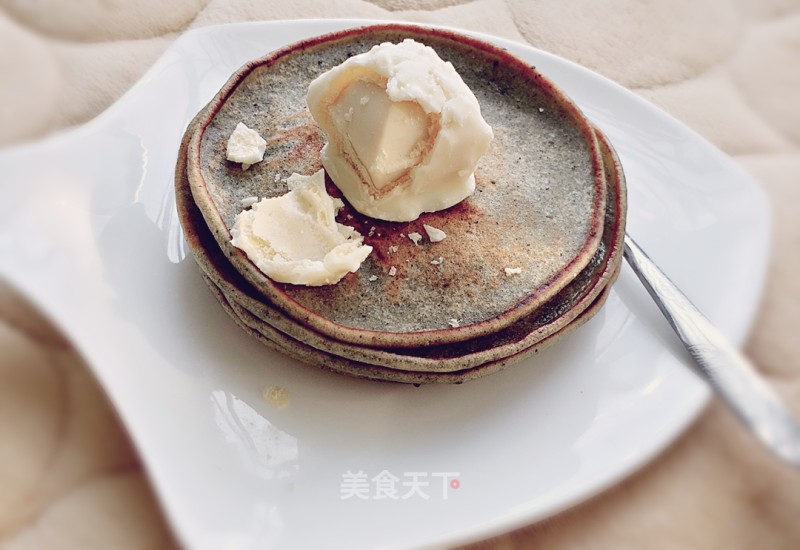 Black Sesame Pancakes recipe