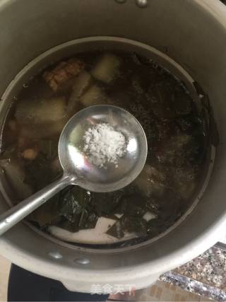 Cool Summer ~ Lotus Leaf Winter Melon Cuttlefish Soup recipe