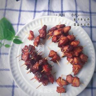 Double Flavor Toothpick Meat (honey Sauce Version & Garlic Spicy Flavor Version) recipe