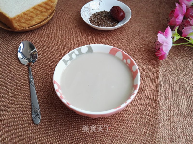 Flaxseed and Red Date Soy Milk recipe