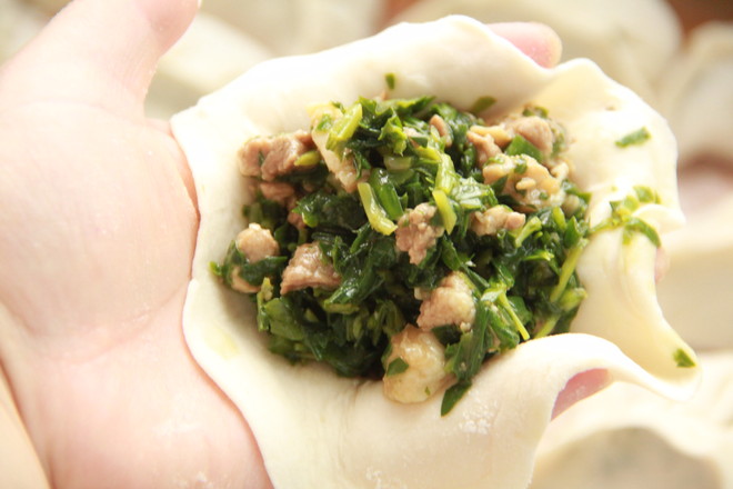 Mountain Mazha Steamed Buns with Wild Vegetables recipe