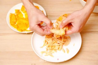 Cantonese Style Salt Baked Shredded Chicken recipe