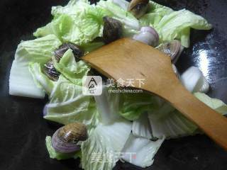 Cabbage and Clam Soup with Vermicelli recipe