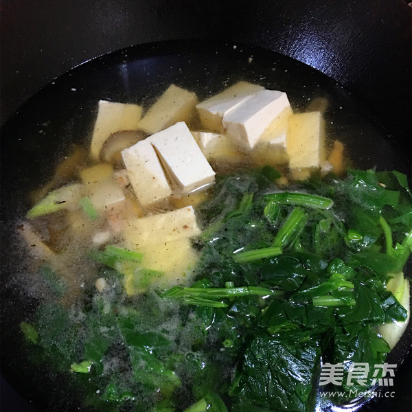 Spinach Tofu Noodle Soup recipe