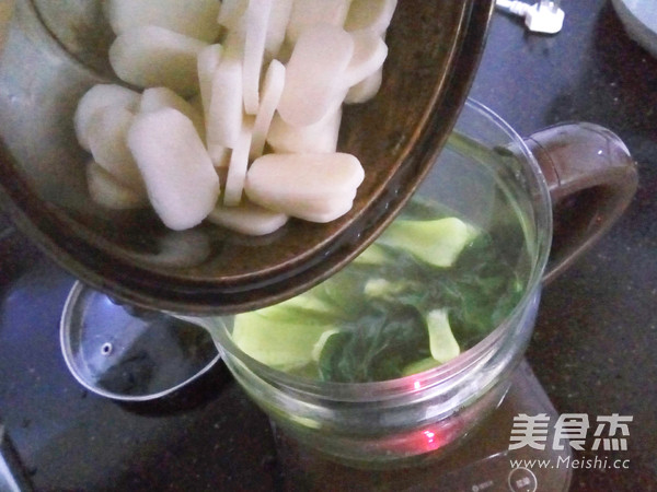 Bone Soup and Vegetables Boiled Rice Cake recipe