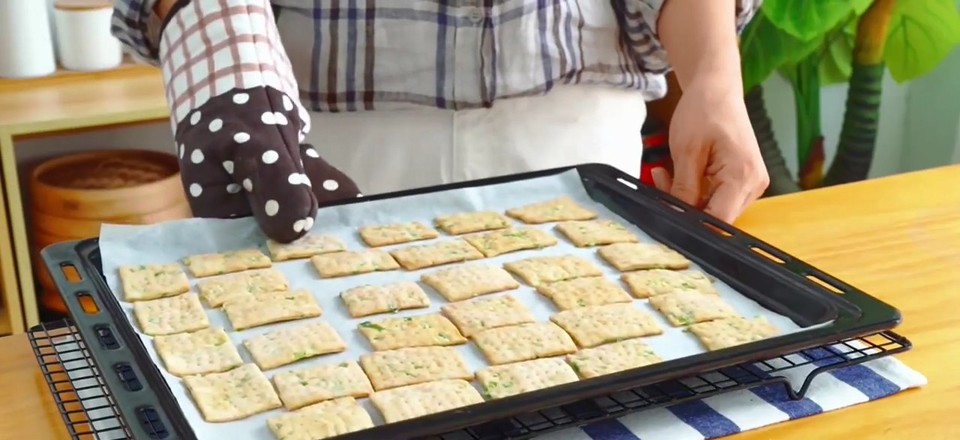 Soda Crackers recipe