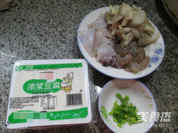 Seafood Xiuzhen Mushroom Tofu recipe