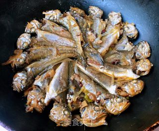 Home Braised Yellow Croaker recipe